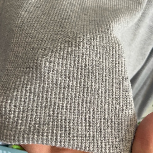 BRANDY MELVILLE gray long sleeve - Picture 3 of 4